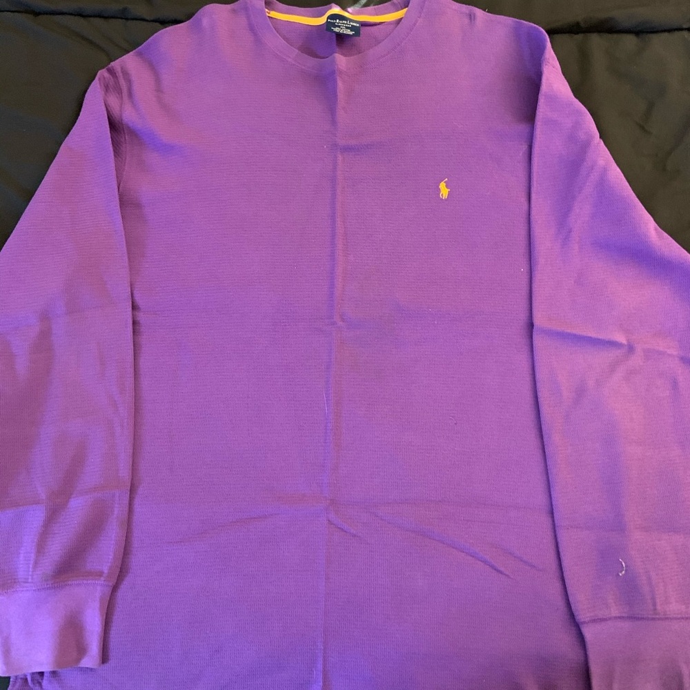 Long sleeve crew neck shirt